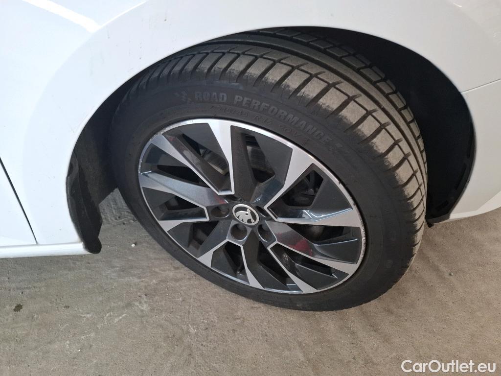  Skoda  Fabia  Drive 125 1.0 TSI 95CV BVM5 E6dT #12