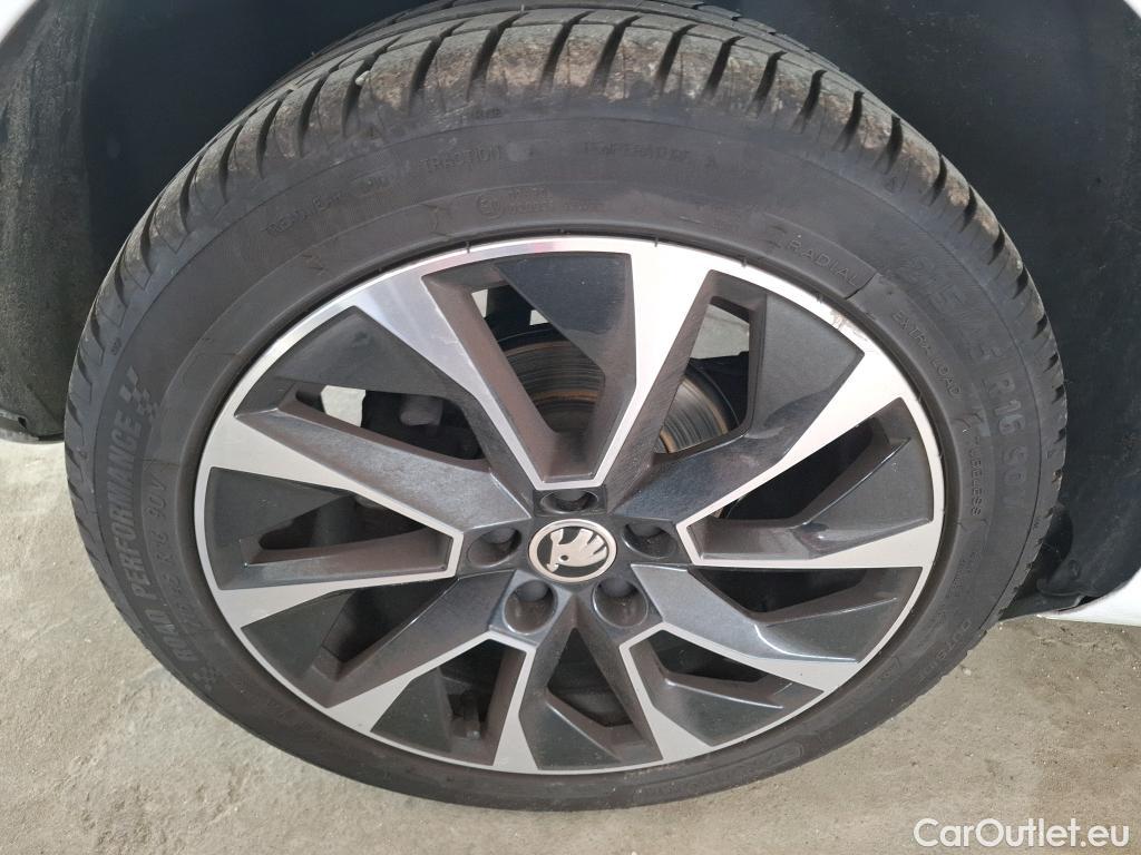  Skoda  Fabia  Drive 125 1.0 TSI 95CV BVM5 E6dT #6