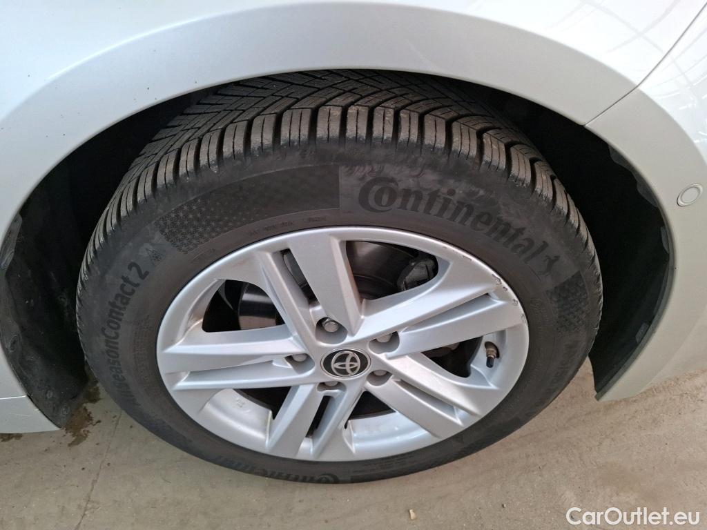  Toyota  Corolla TOYOTA  Touring Sports / 2018 / 5P / Break Hybride 122h Dynamic Business Stage Acad #46