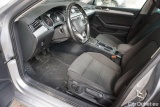  Volkswagen  Passat VW  Variant 2.0 TDI SCR Business 5d 110kW #16