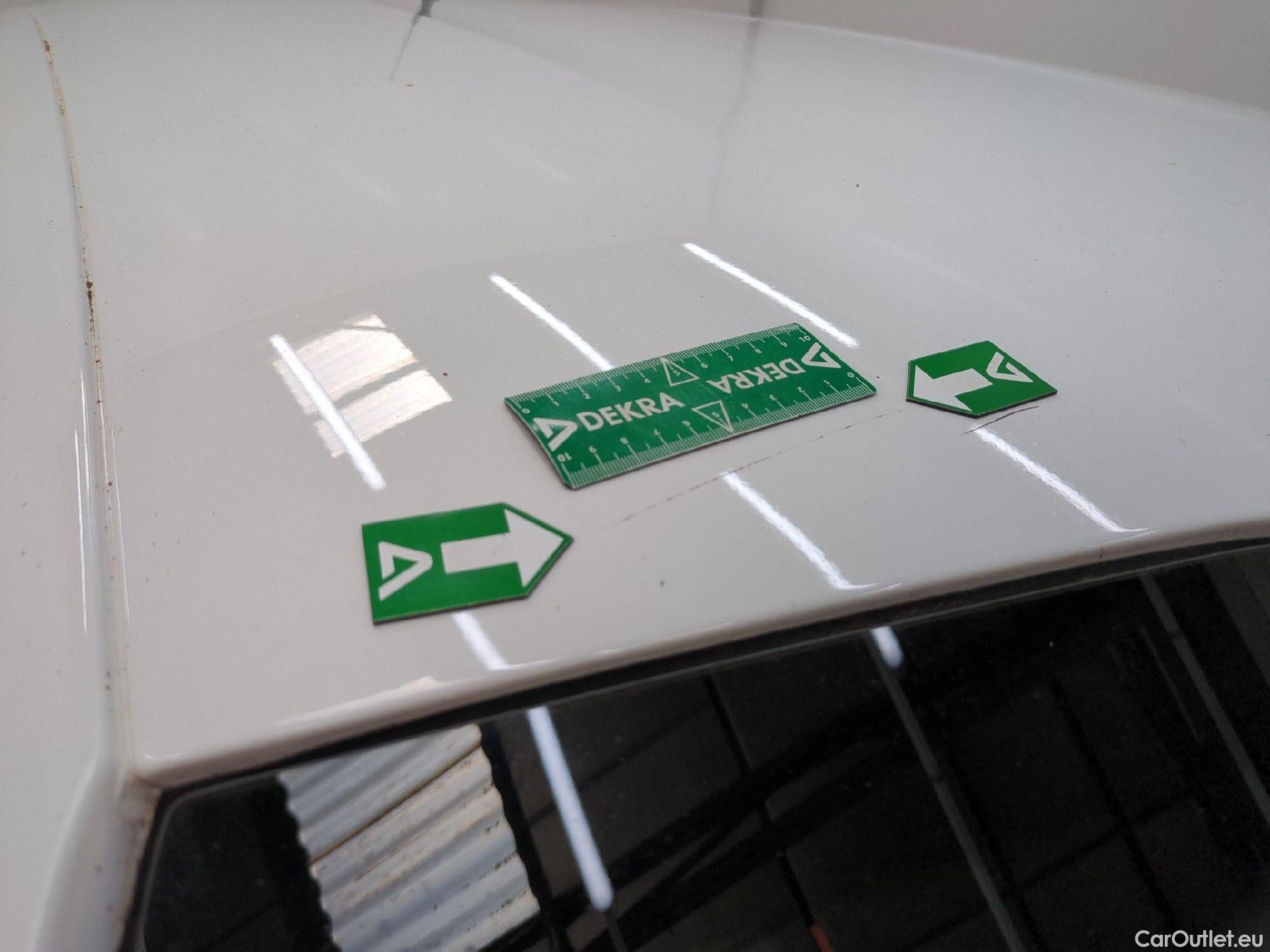  Peugeot  208  Affaire Premium Pack 1.2 80CV BVM5 E6dT #39