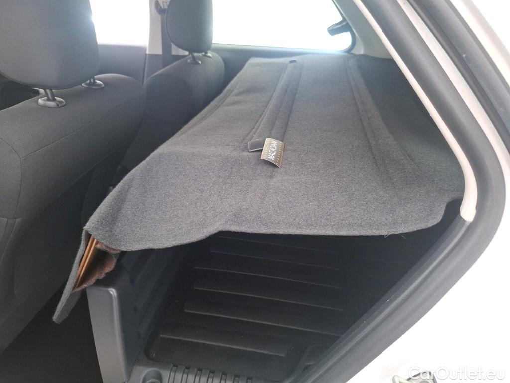  Citroen  C4 Cactus  Société VU 5p Berline BlueHDi 100 Feel Nav #17