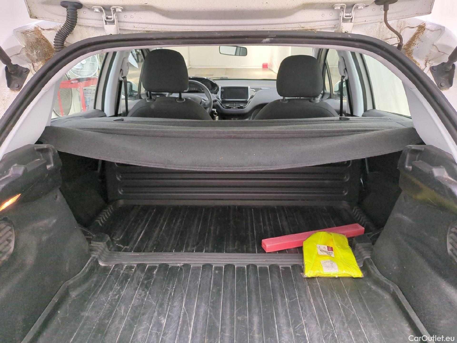  Peugeot  208  Affaire Premium Pack 1.2 80CV BVM5 E6dT #10