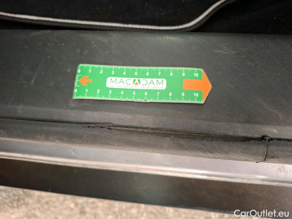  Citroen  C4 Cactus  Feel Business 1.2 PureTech 110CV BVM6 E6dT #3