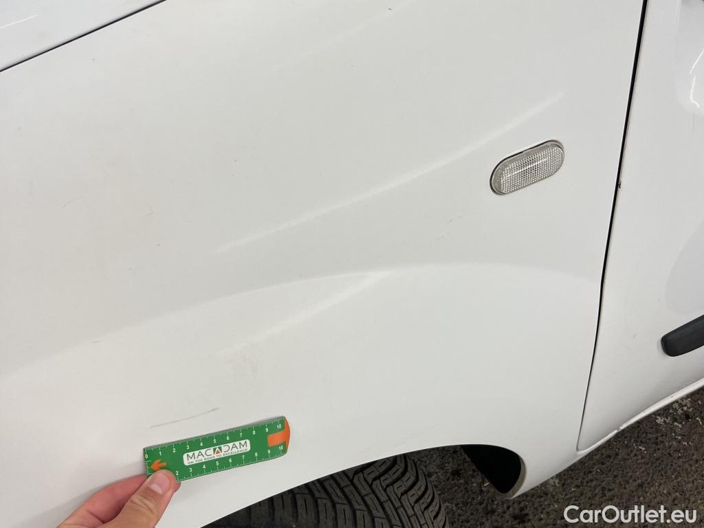  Renault  Kangoo  Express Compact Générique (L0) 1.5 dCi 75CV BVM5 E6 #12