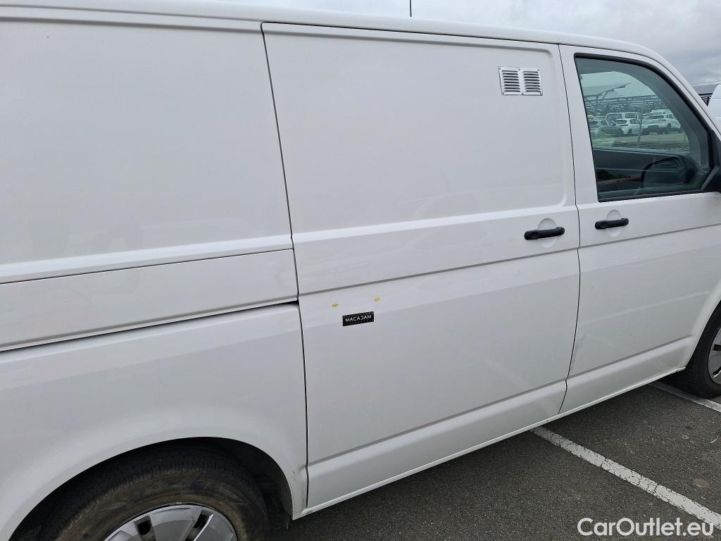  Volkswagen  Transporter VOLKSWAGEN  / 2019 / 4P / Fourgon tôlé 2.0 TDi 110 L1H1 Business #17