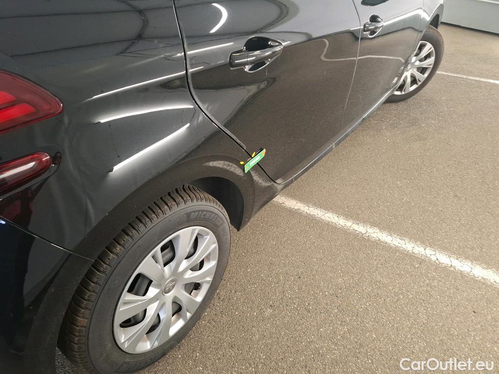  Peugeot  208  Affaire Premium Pack 1.2 80CV BVM5 E6dT #3
