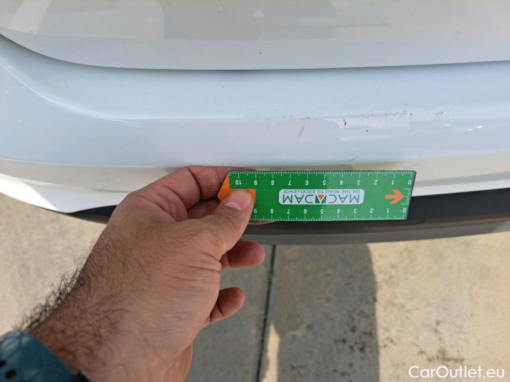  Hyundai  Tucson HYUNDAI  / 2018 / 5P / todoterreno 1.6 CRDI 85kW (116CV) 48V SLE 4X2(SP)(SL) #11