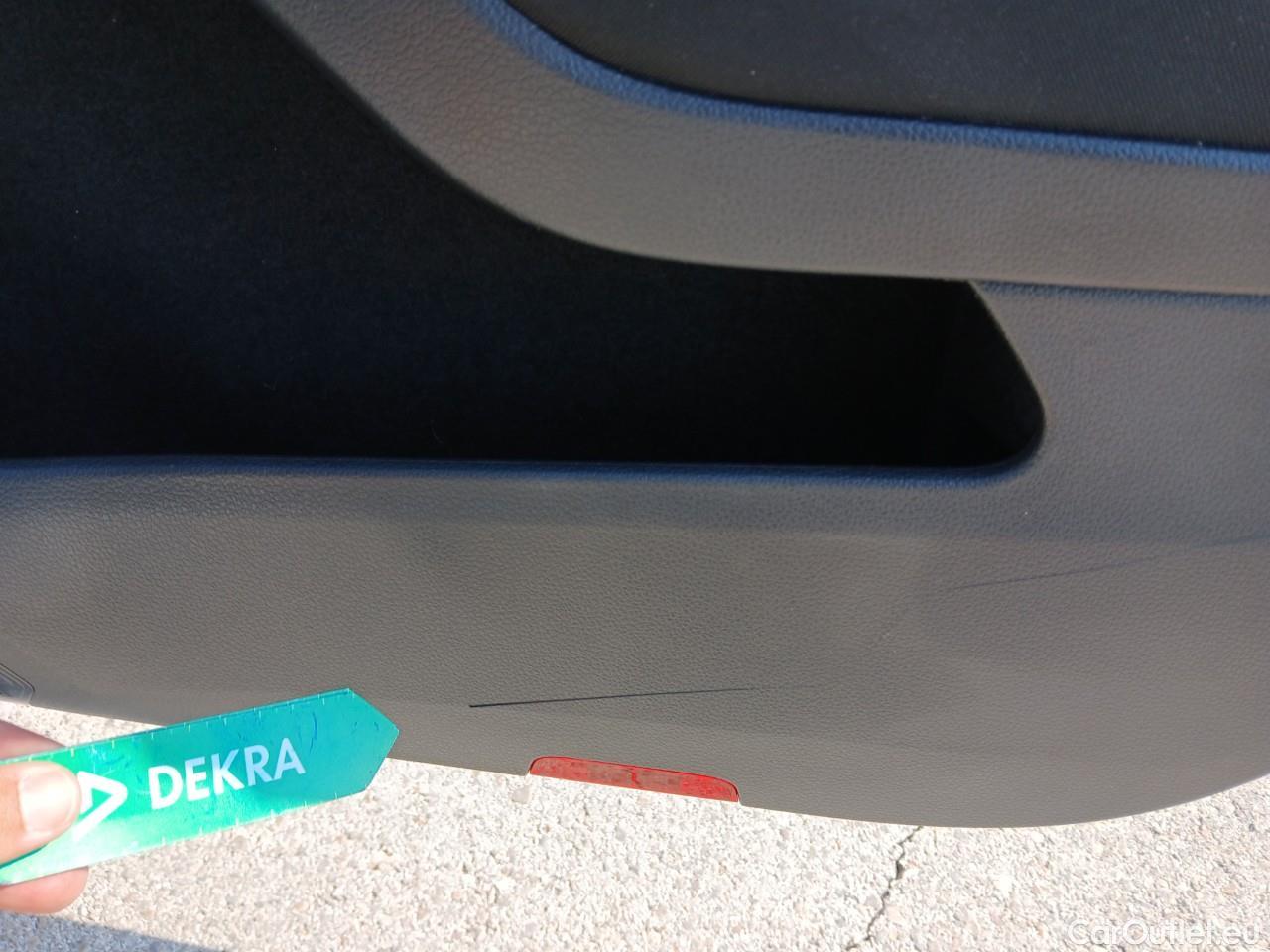  Volkswagen  Golf  VII Berlina e-35kWh #5