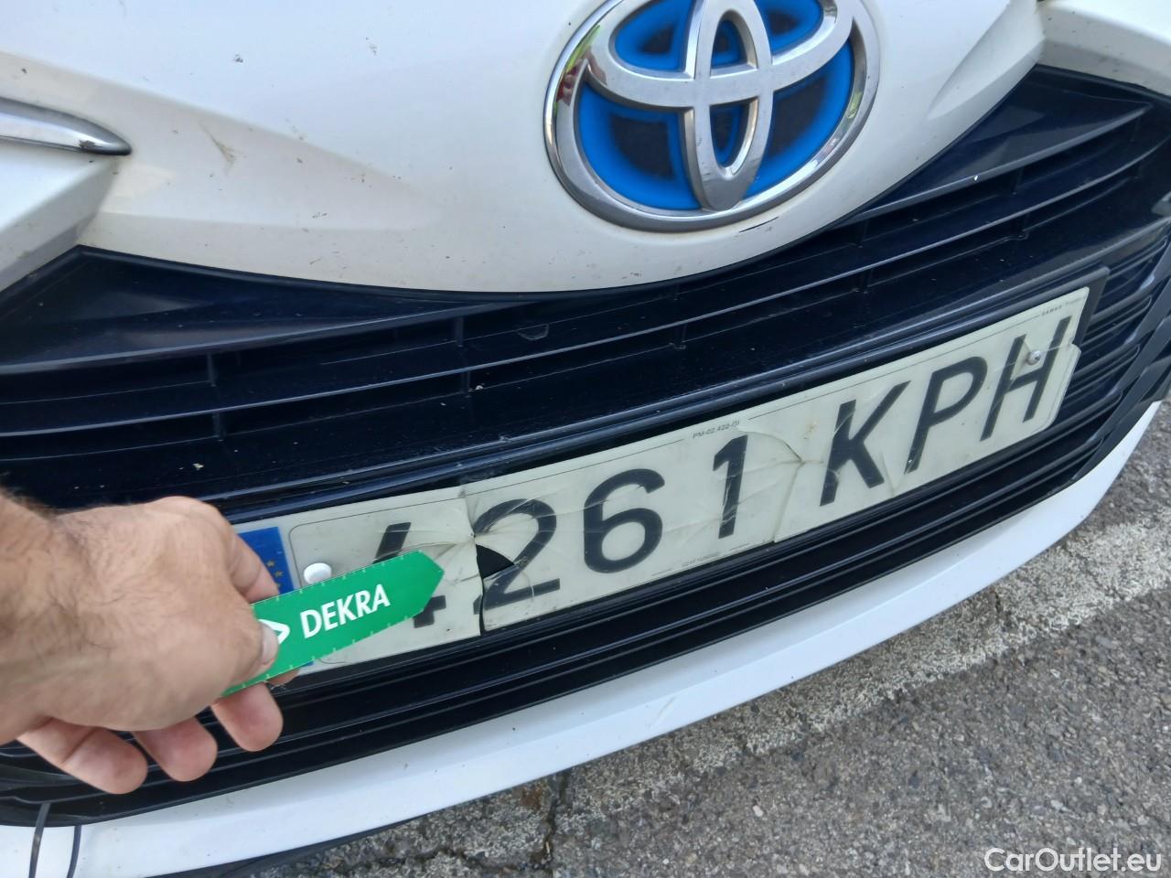  Toyota  Yaris TOYOTA  5p 3G berlina con portón 1.5 Hybrid Active #7