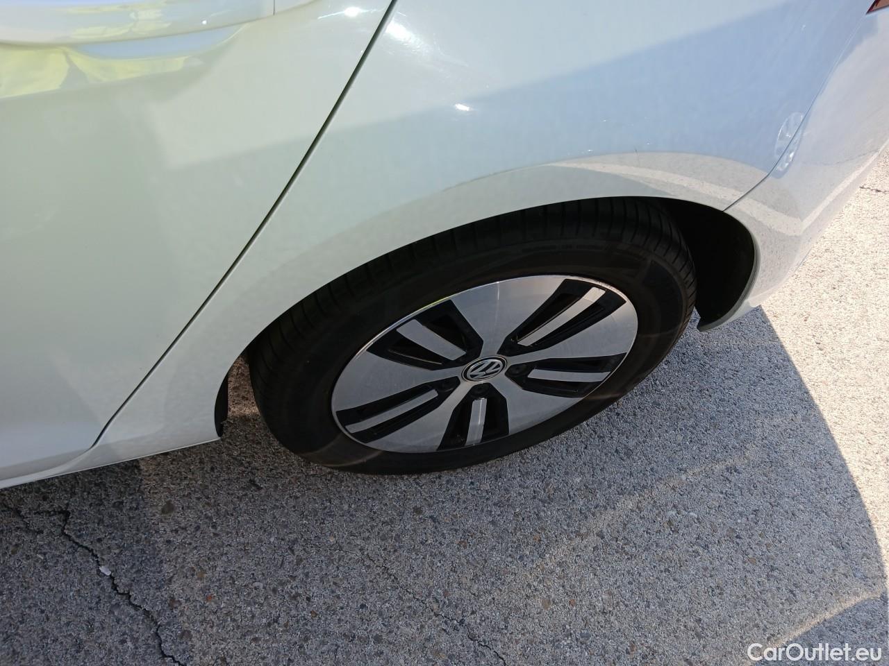 Volkswagen  Golf  VII Berlina e-35kWh #15