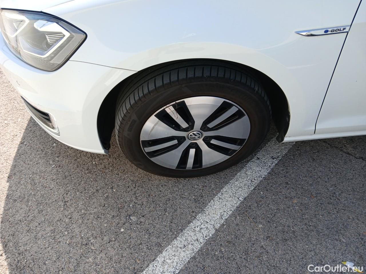  Volkswagen  Golf  VII Berlina e-35kWh #14