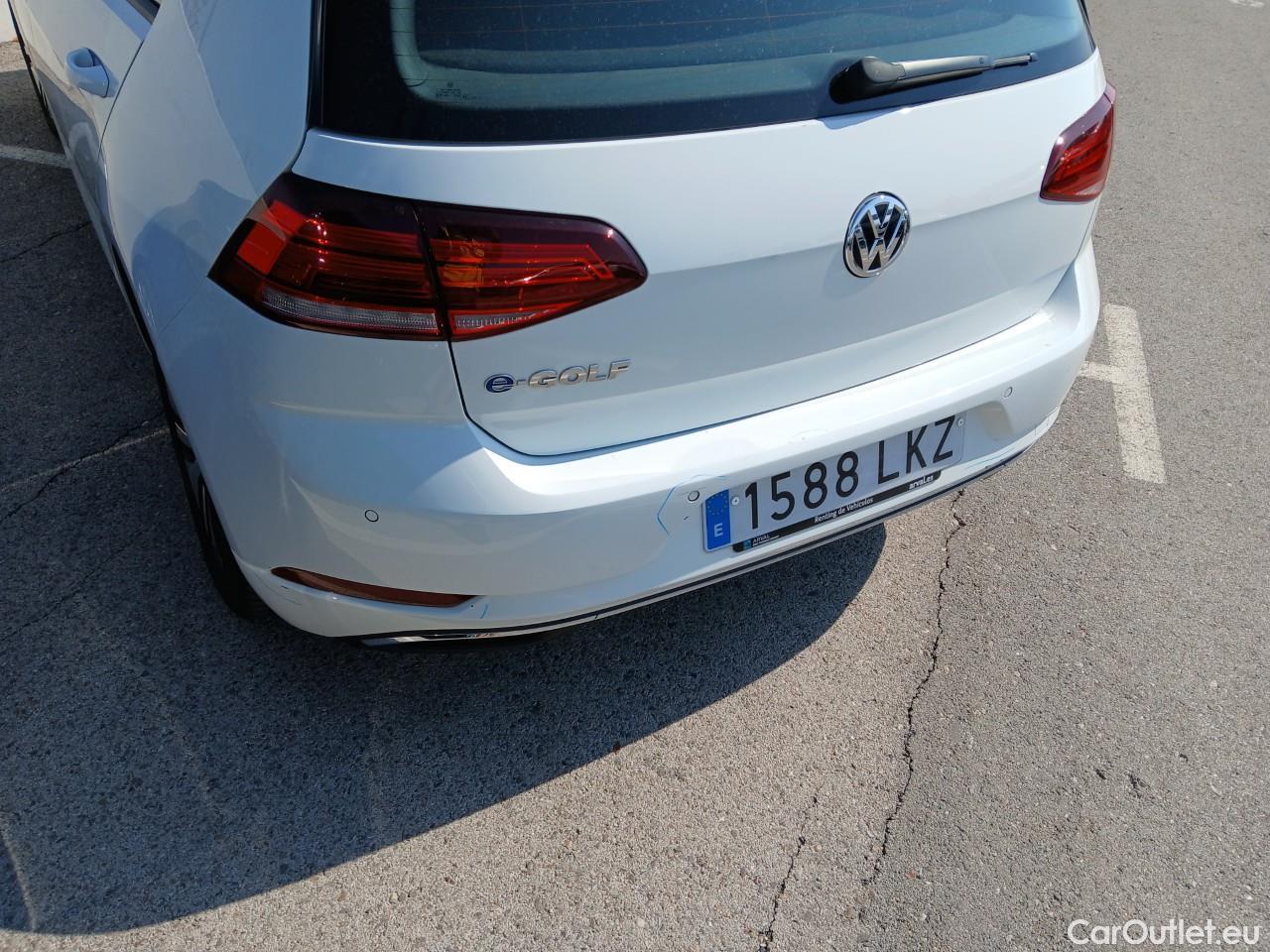  Volkswagen  Golf  VII Berlina e-35kWh #29