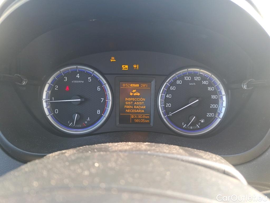  Suzuki  S-Cross SUZUKI  / 2016 / 5P / todoterreno 1.4 DITC GLX 4WD Mid Hybrid #64