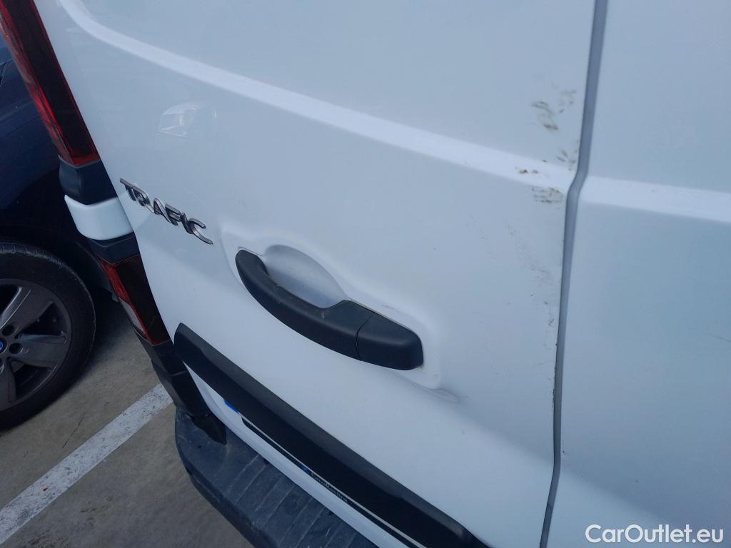  Renault  Trafic RENAULT  / 2021 / 4P / furgón Furgón L1H1 Blue dCi 96 Kw (130 CV) (AC) #8