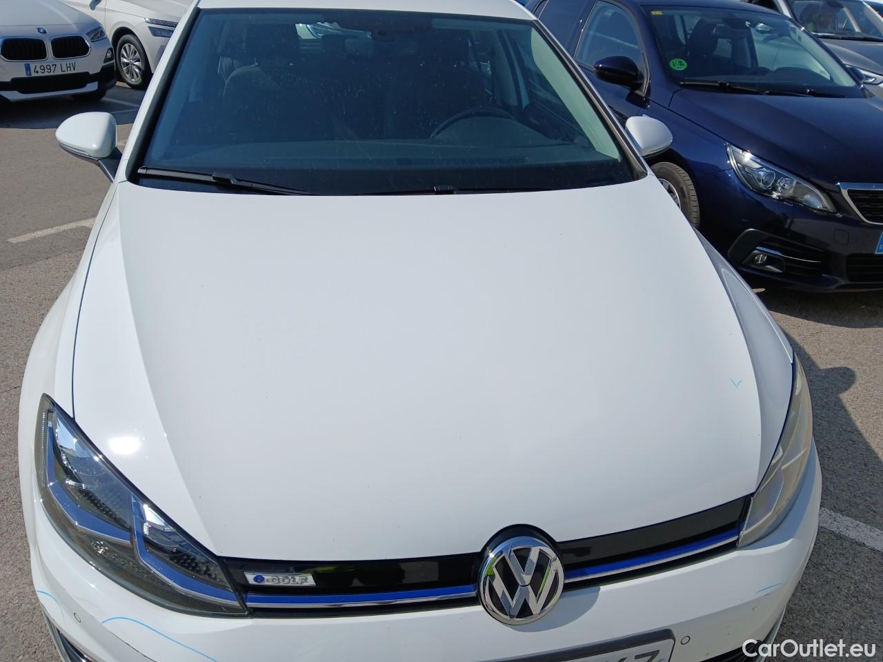  Volkswagen  Golf  VII Berlina e-35kWh #24