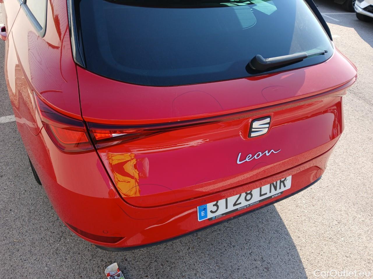  Seat  Leon  Sportstourer Style Go 2.0 TDI 150CV AT7 E6d #34