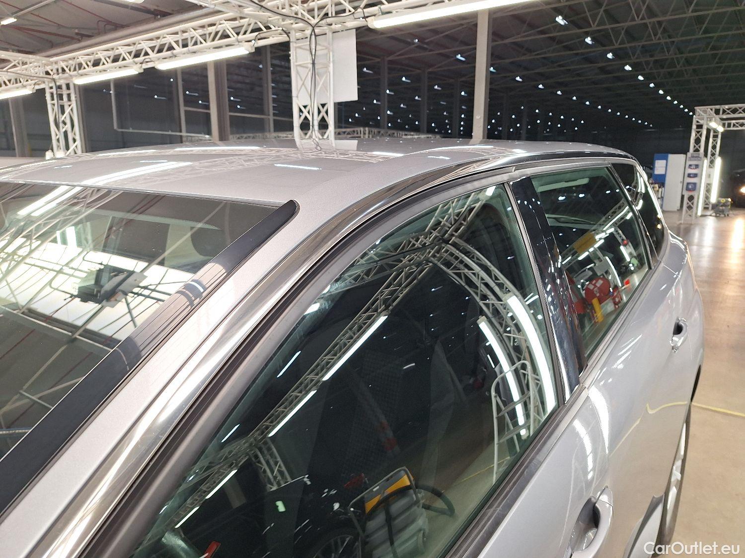  Peugeot  5008 Peugeot,  FL'20, Peugeot  1.2 PureTech 96kW S&S EAT8 Active Pac #59