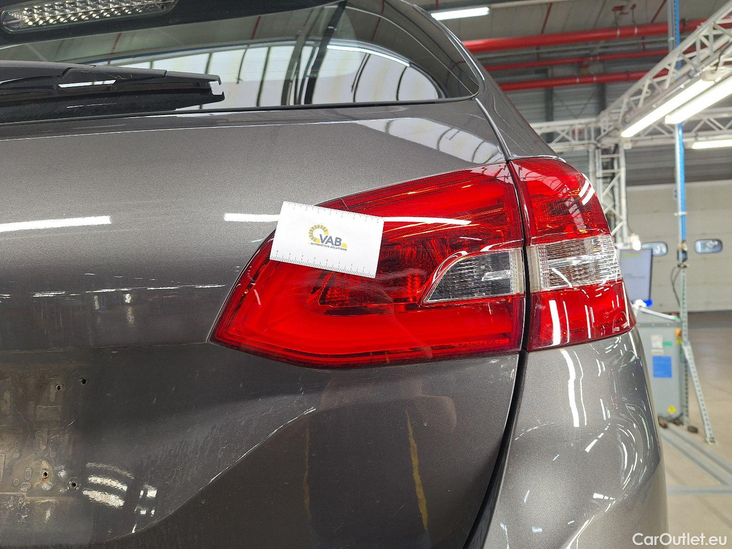  Peugeot  308 Peugeot,  SW FL'17, Peugeot  SW 1.5 BlueHDi 130 S&S EAT8 Active Pac #26