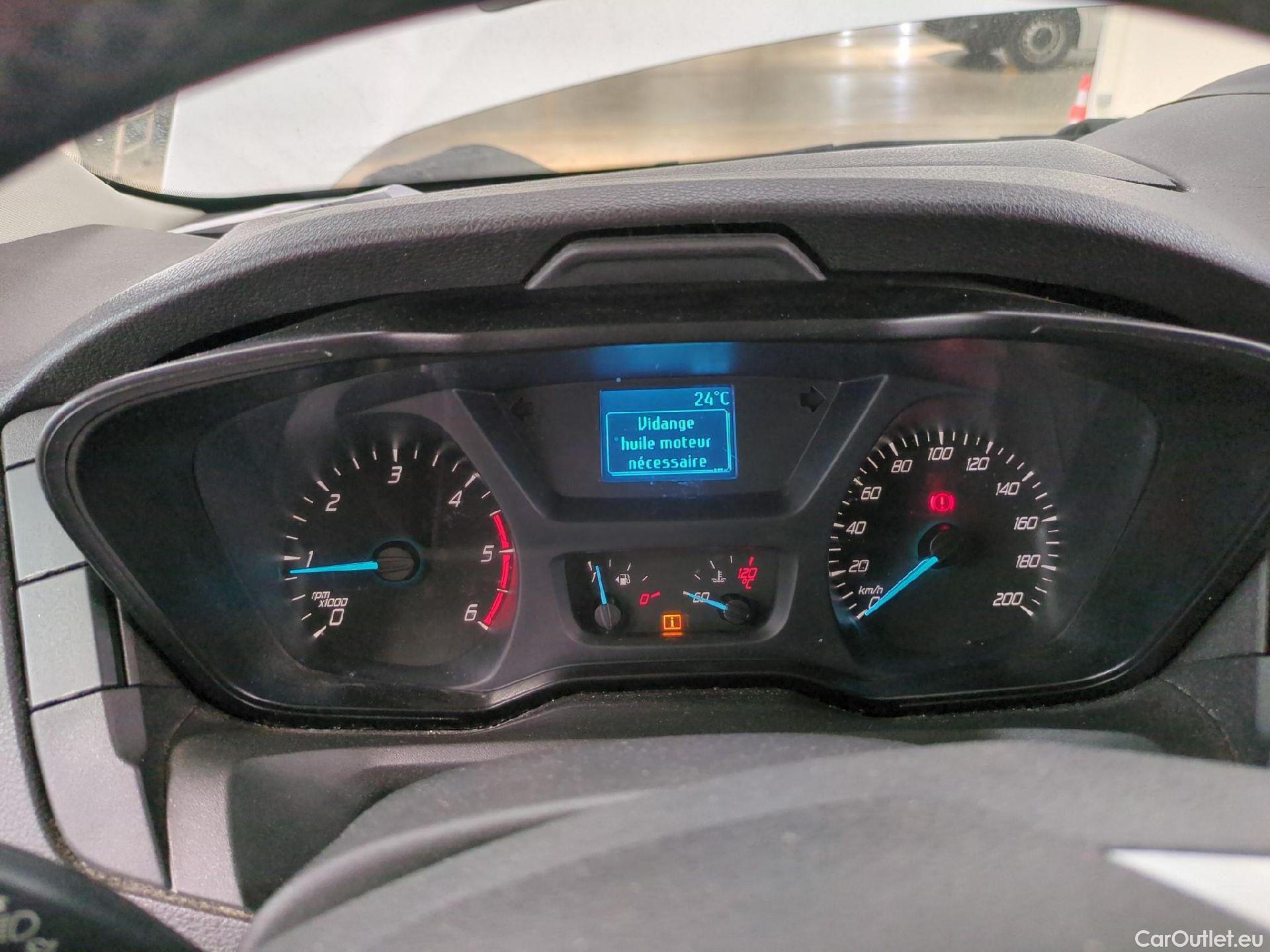  Ford  Transit  Plateau 350 L4 2.0 TDCi 130CV BVM6 E6 #16
