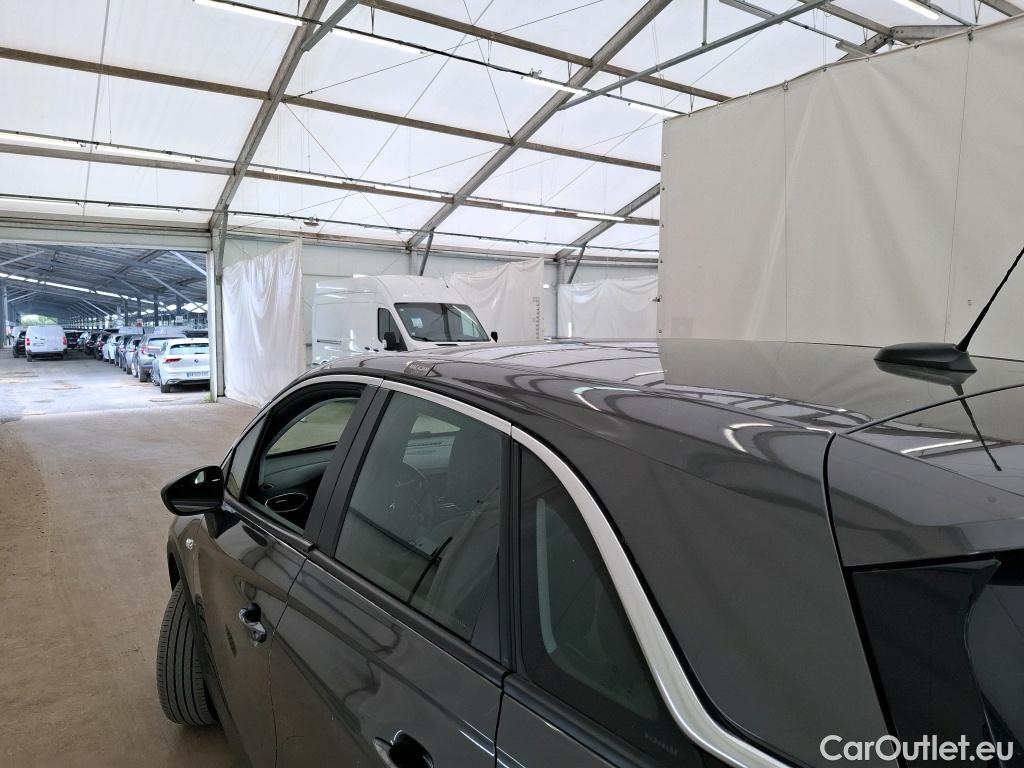  Opel  Crossland  X Elegance Business 1.2 Turbo 110CV BVM6 E6d #21
