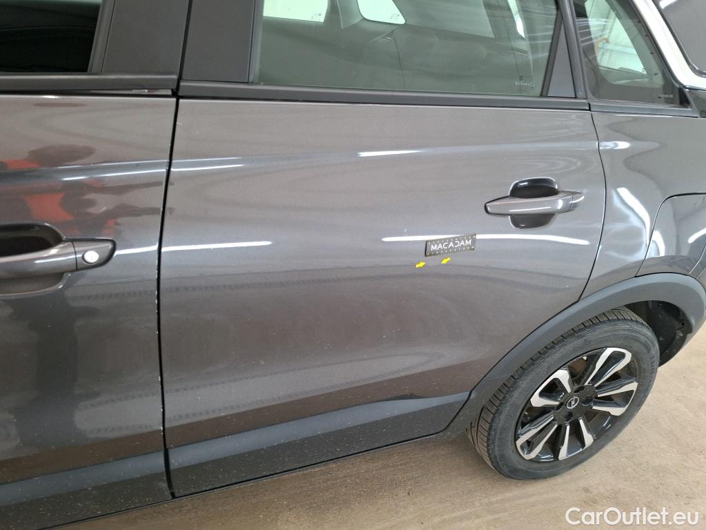  Opel  Crossland  X Elegance Business 1.2 Turbo 110CV BVM6 E6d #24