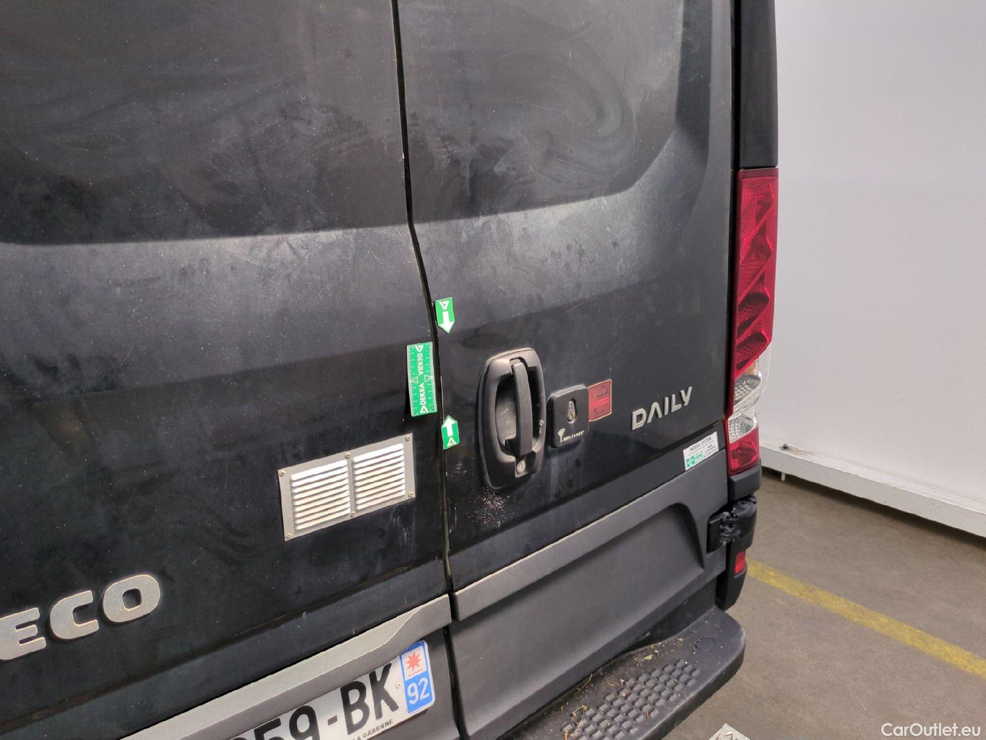  Iveco  Daily IVECO  / 2019 / 4P / Fourgon tôlé 3.0 35S18H V11 H2 3520 #63