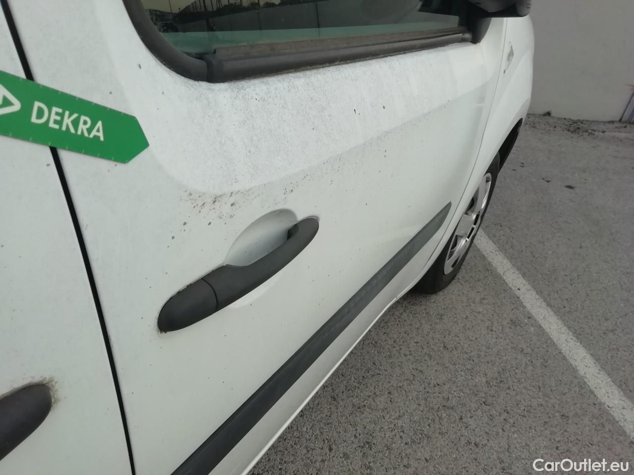  Renault  Kangoo  Profesional 1.5 dCi 70CV MT5 E4 #28