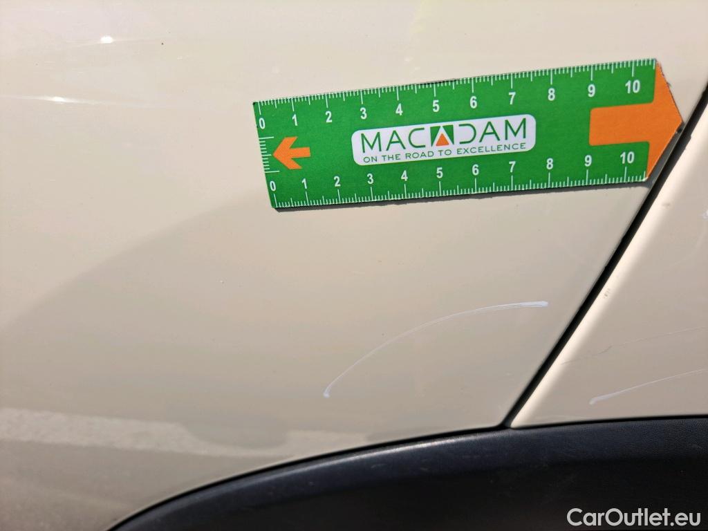  Renault  Captur  Zen 0.9 TCe 90CV MT5 E6 #17