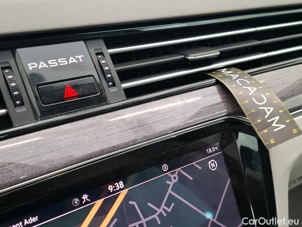  Volkswagen  Passat VOLKSWAGEN  / 2019 / 4P / Berline 2.0 TDI 150 SCR DSG7 ELEGANCE #43