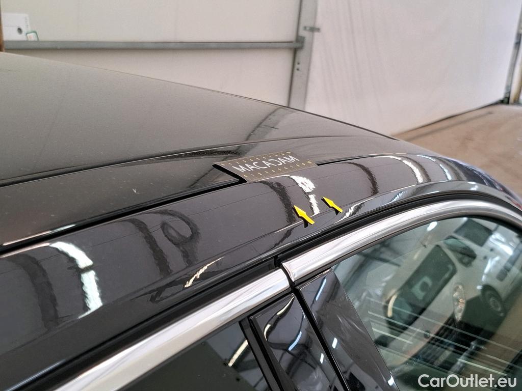  Volkswagen  Passat VOLKSWAGEN  / 2019 / 4P / Berline 2.0 TDI 150 SCR DSG7 ELEGANCE #39