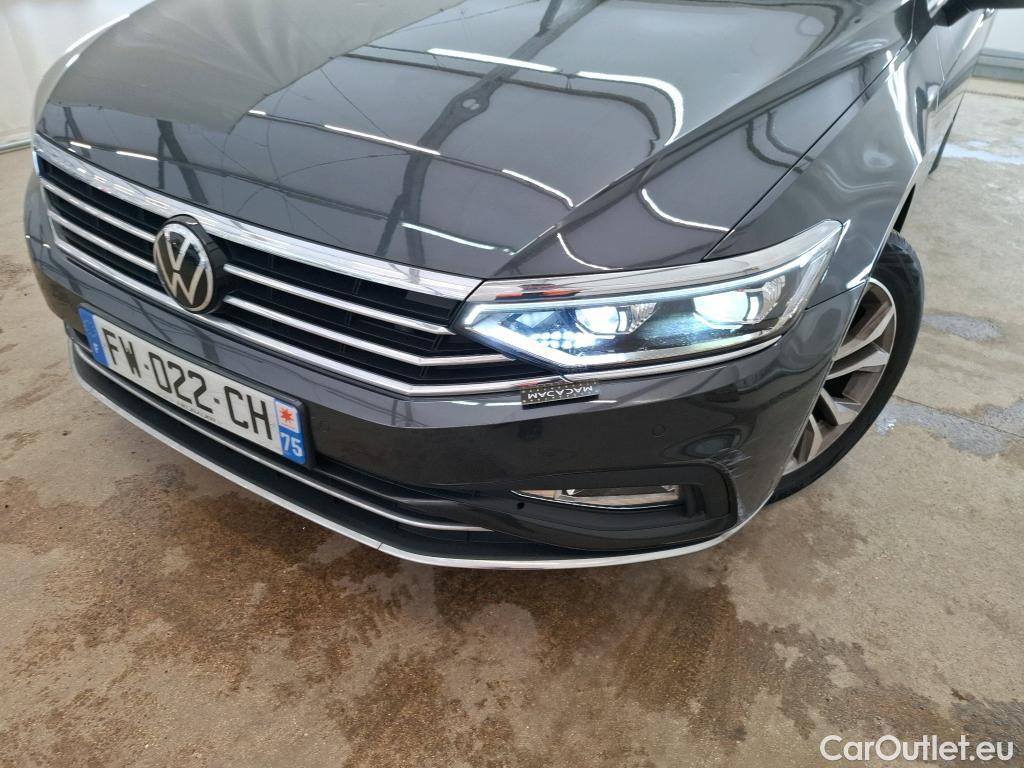  Volkswagen  Passat VOLKSWAGEN  / 2019 / 4P / Berline 2.0 TDI 150 SCR DSG7 ELEGANCE #22
