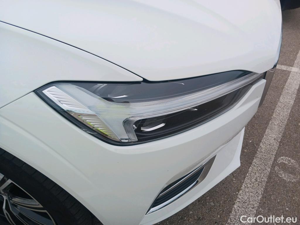  Volvo  XC60 VOLVO  / 2017 / 5P / todoterreno 2.0 T6 AWD Recharge Inscription Auto #1