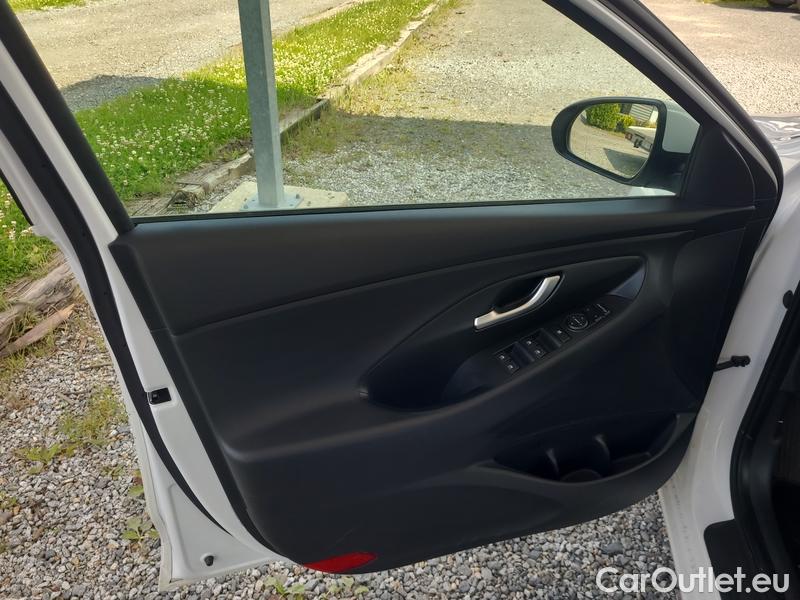  Hyundai  i30  (2007)  1.5i CVVT Comfort kombi 5d #6