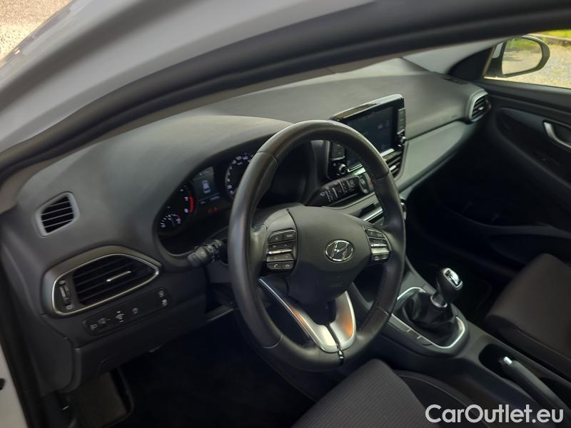  Hyundai  i30  (2007)  1.5i CVVT Comfort kombi 5d #4