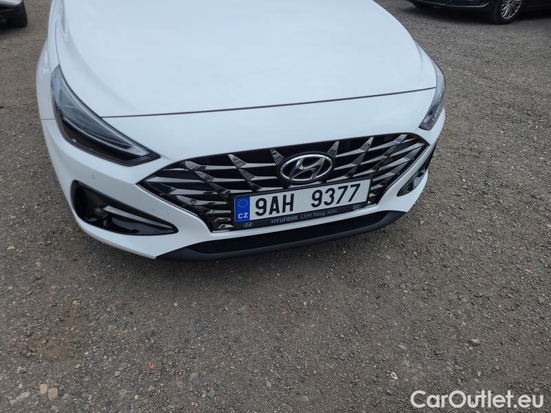  Hyundai  i30   cw (PD)(2017->)  kom.1.0TGDI 120 Smart #2