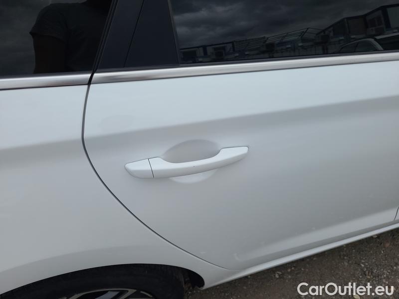  Hyundai  i30   cw (PD)(2017->)  kom.1.0TGDI 120 Smart #18