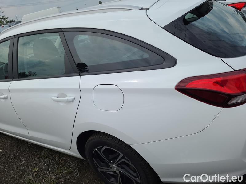  Hyundai  i30  (2007)  1.5i CVVT Comfort kombi 5d #12