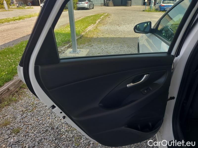 Hyundai  i30  (2007)  1.5i CVVT Comfort kombi 5d #7