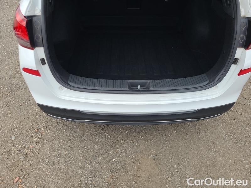  Hyundai  i30   cw (PD)(2017->)  kom.1.0TGDI 120 Smart #13