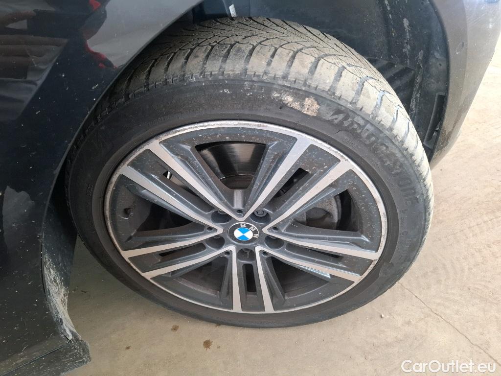  Bmw  Serie 1 BMW Série 1 / 2019 / 5P / Berline 1.5 118I DKG7 Business Design #40