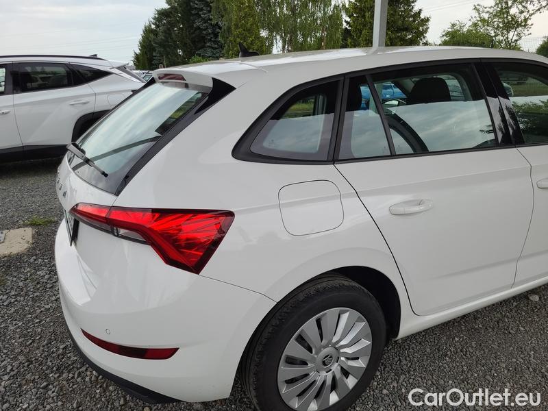  Skoda  Scala  (NW) (2019)  1.0TSI 81 Ambition 5d #4
