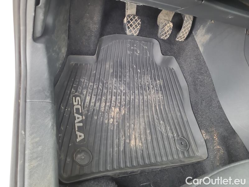  Skoda  Scala  (NW) (2019)  1.0TSI 81 Ambition 5d #16