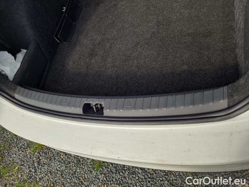  Skoda  Scala  (NW) (2019)  1.0TSI 81 Ambition 5d #15