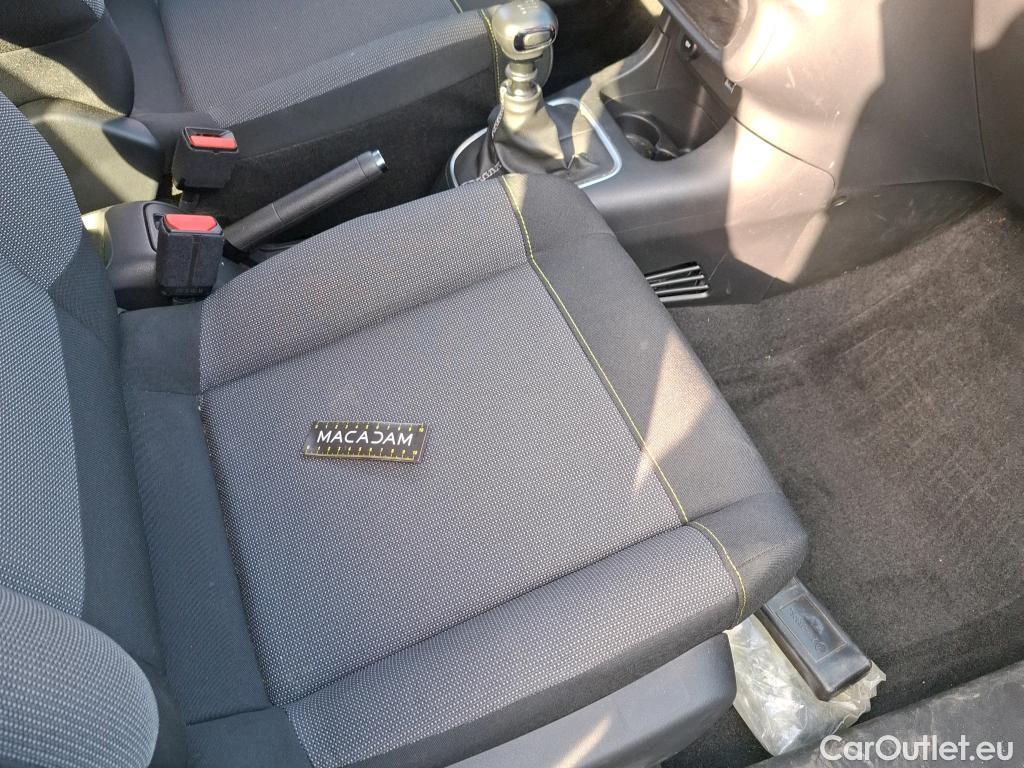  Citroen  C3  Shine Business 1.2 PureTech 110CV BVM6 E6dT #1