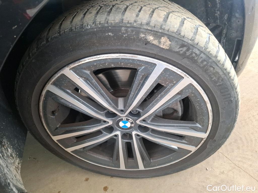  Bmw  Serie 1 BMW Série 1 / 2019 / 5P / Berline 1.5 118I DKG7 Business Design #41