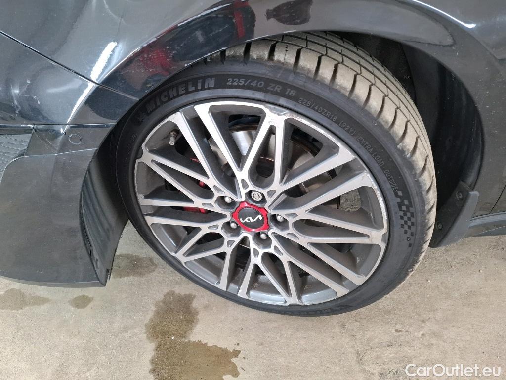  KIA  Cee'd KIA ceed / 2021 / 5P / Berline 1.6 T-GDI 204 ISG GT DCT7 #20