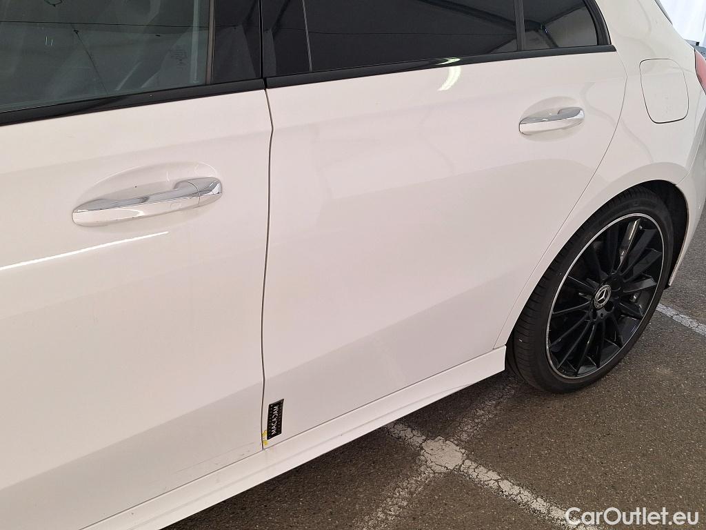  Mercedes  A-Klasse MERCEDES-BENZ Classe A Compact / 2018 / 5P / Berline A 200 AMG Line 7G-DCT #44