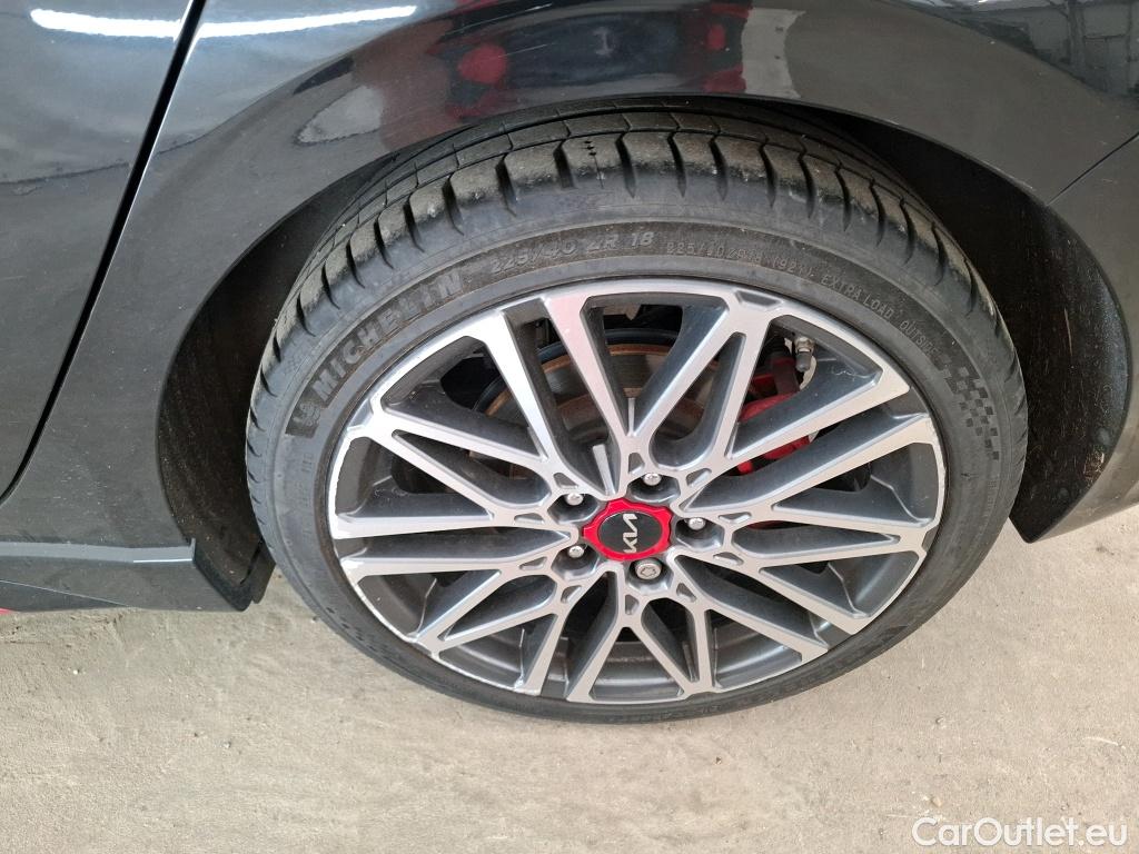  KIA  Cee'd KIA ceed / 2021 / 5P / Berline 1.6 T-GDI 204 ISG GT DCT7 #12