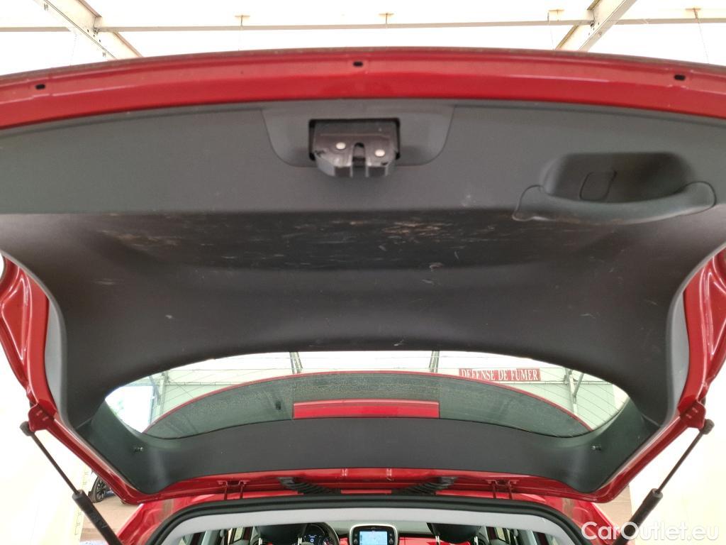  Fiat  500 FIAT X / 2018 / 5P / SUV 1.0 FFly T T3 120ch Cross #16